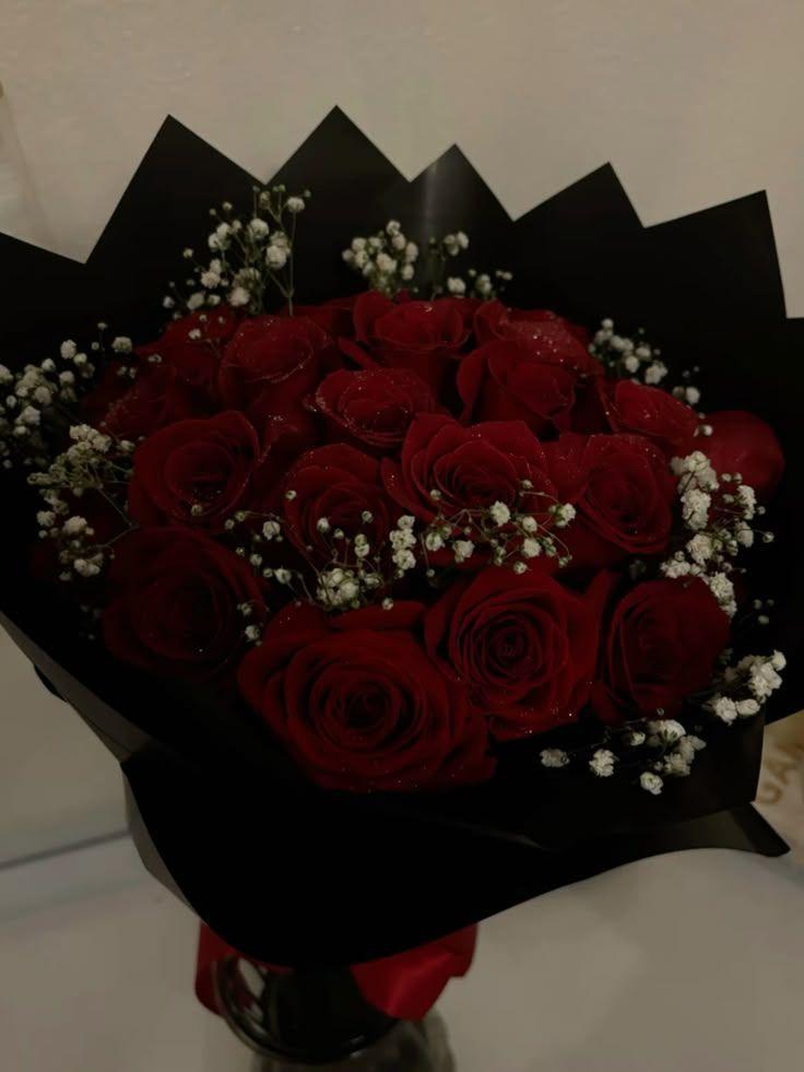 CircleEmberMirror workshop space where corporate flower arrangements are designed and prepared for business delivery